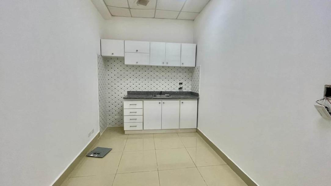 LOCAL EN ALQUILER –  RESTAURANTE-4