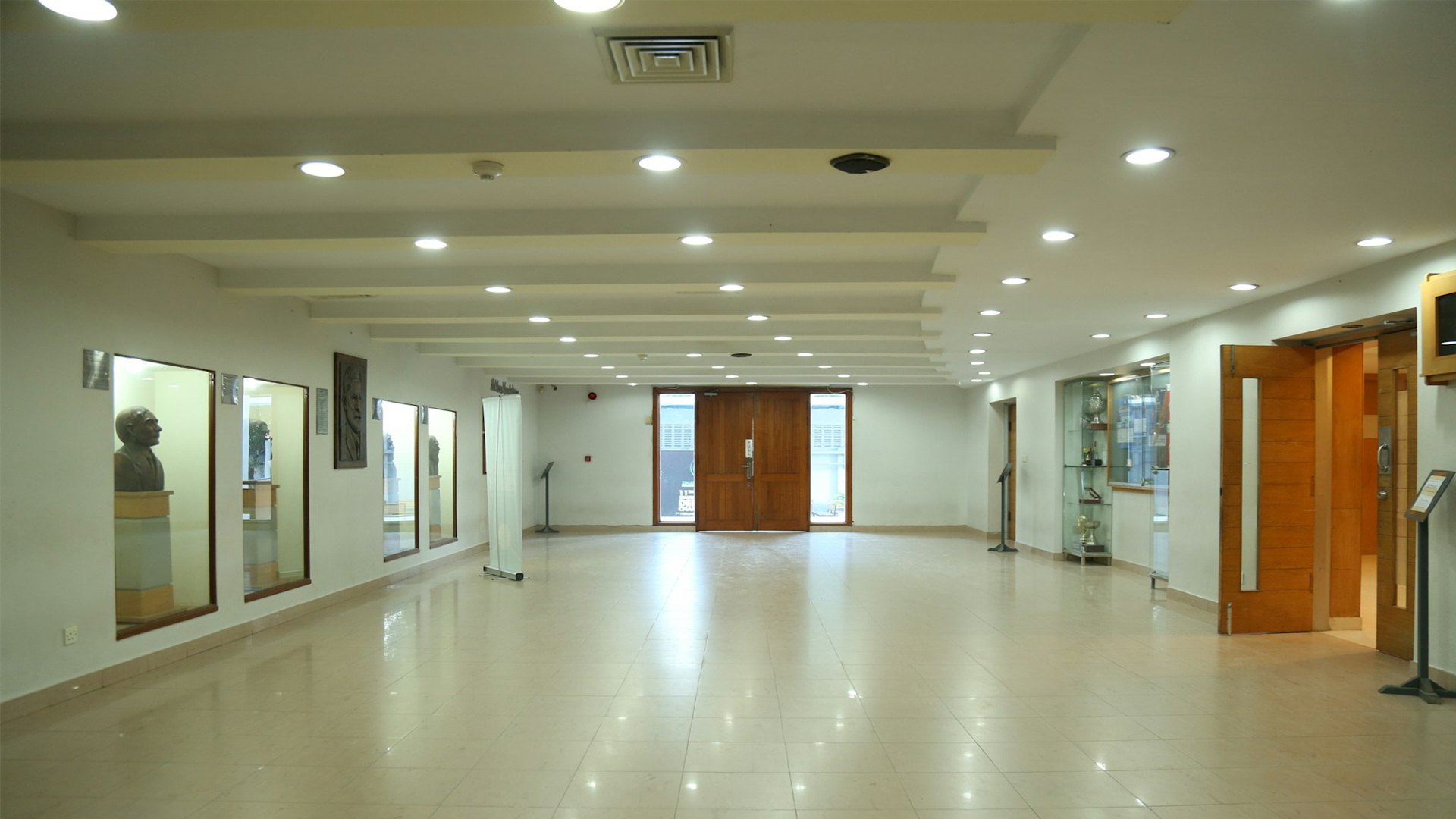 LOCAL EN ALQUILER –  RESTAURANTE